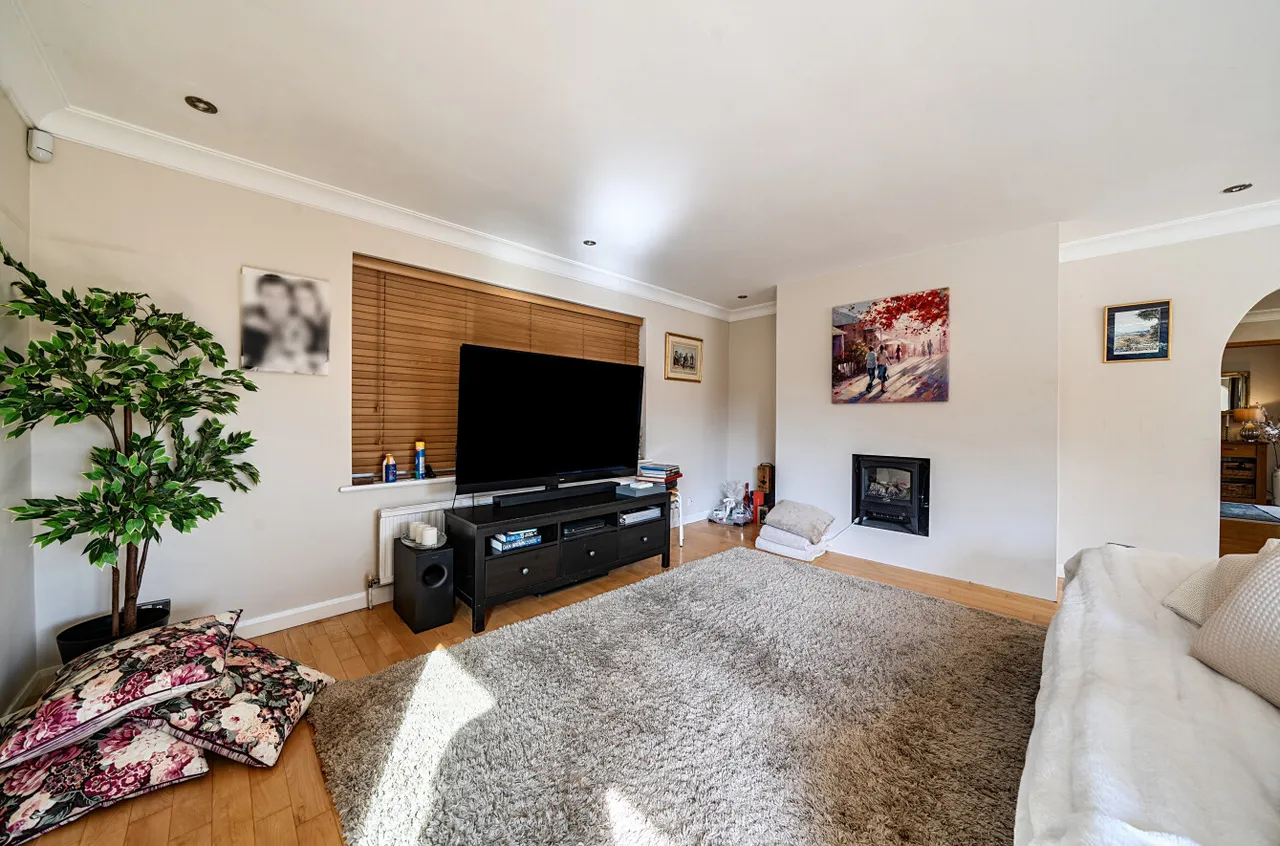 Redcrest Gardens, Camberley, GU15, photo 20