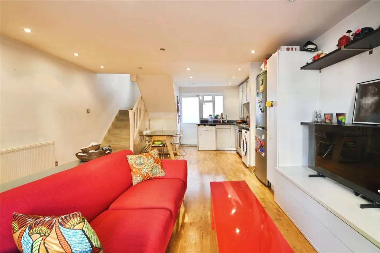 Bow Common Lane, Bow, E3, photo 9