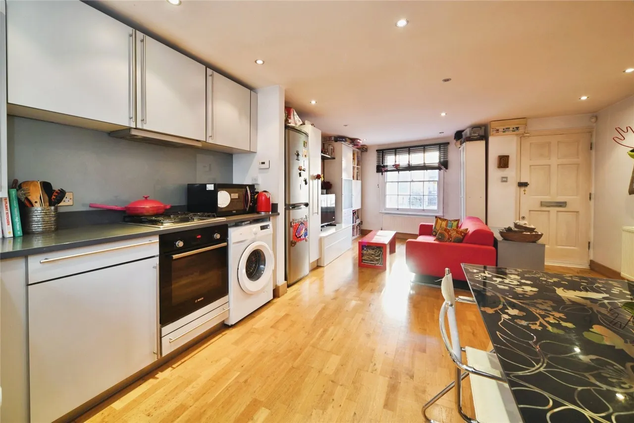 Bow Common Lane, Bow, E3, photo 21