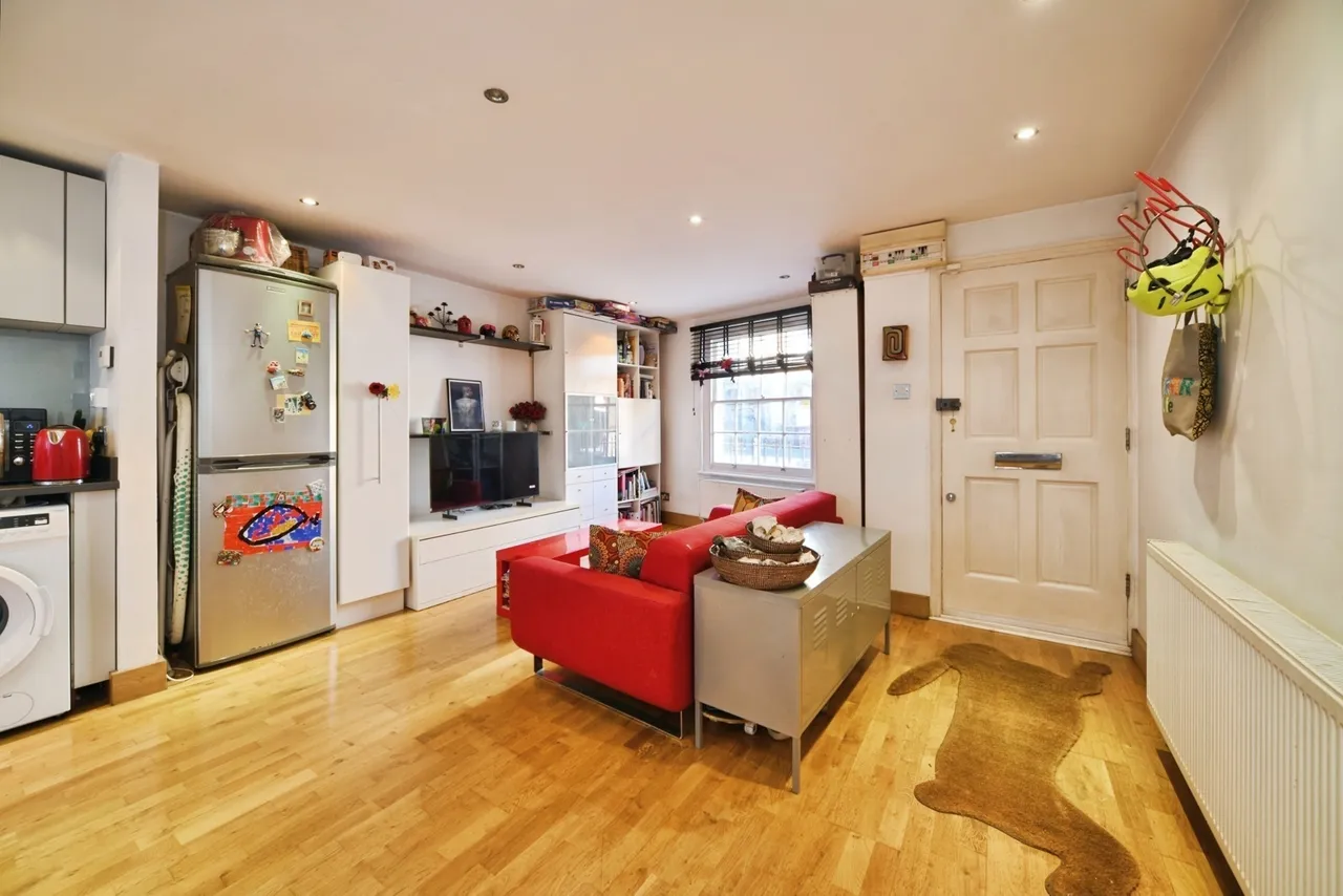 Bow Common Lane, Bow, E3, photo 8