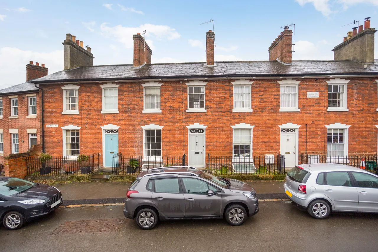 2 bed house for sale — St. Martins, Marlborough, SN8