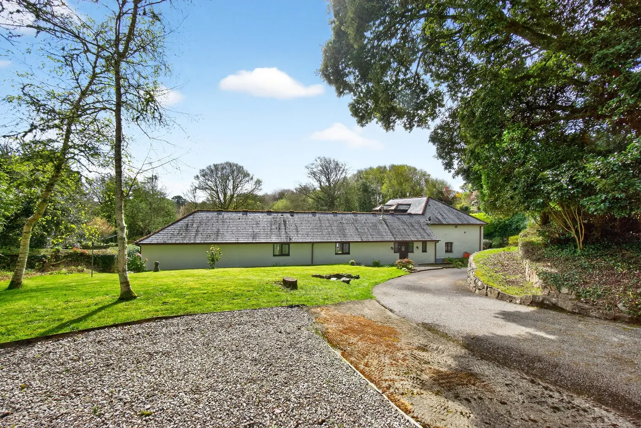 Tregullow, TR16, photo 13