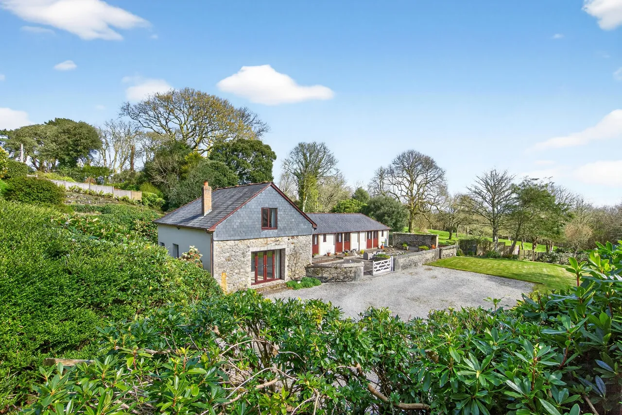 4 bed house for sale, Tregullow, TR16