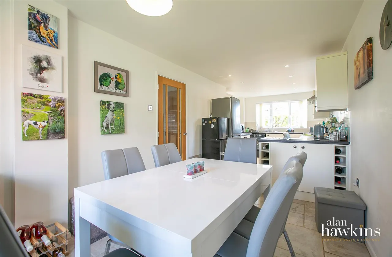 Westbury Park, Royal Wootton Bassett, photo 9
