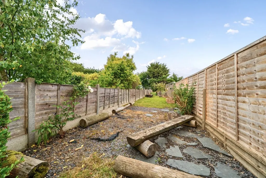 Bury Road, Shillington, SG5, photo 16