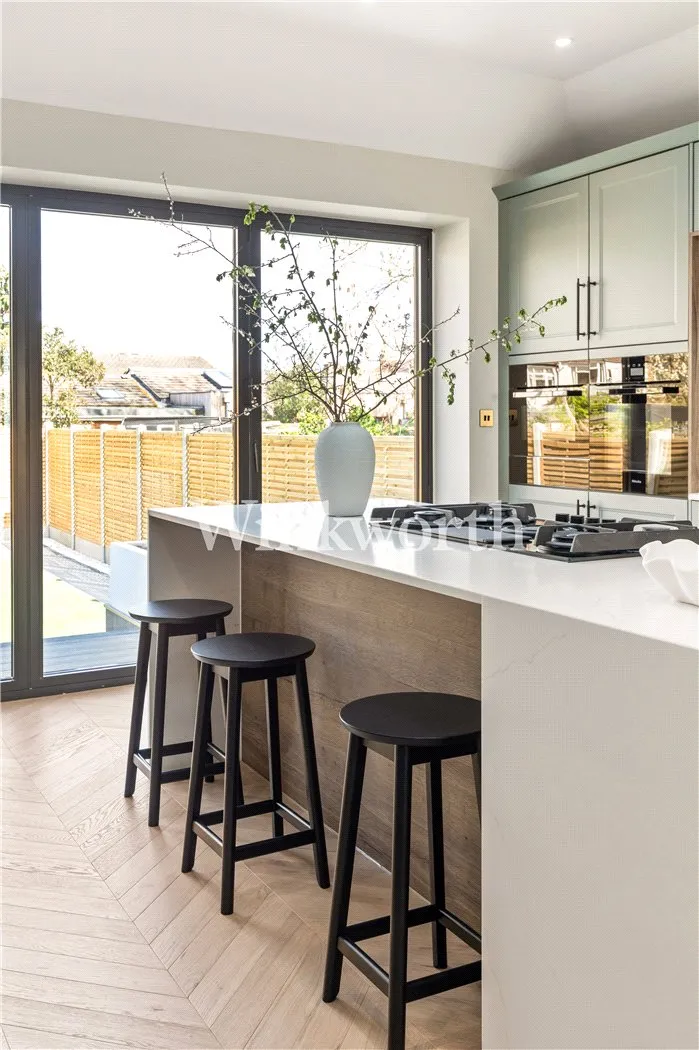 Downhills Park Road, London, N17, photo 15