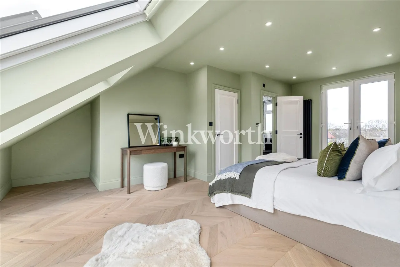 Downhills Park Road, London, N17, photo 32