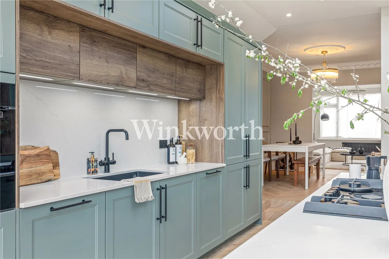 Downhills Park Road, London, N17, photo 16
