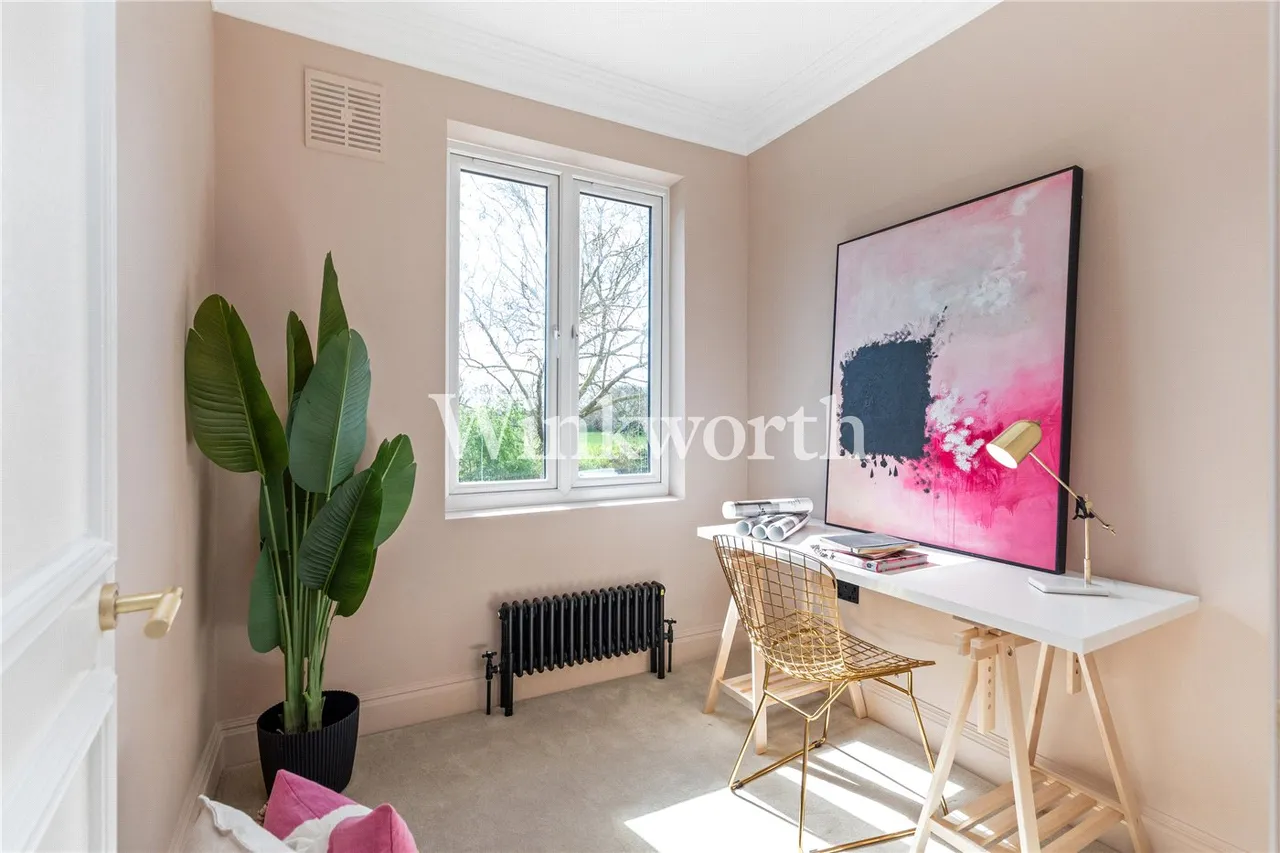 Downhills Park Road, London, N17, photo 25