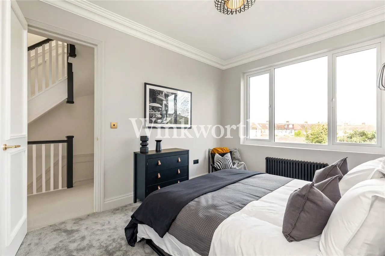 Downhills Park Road, London, N17, photo 23