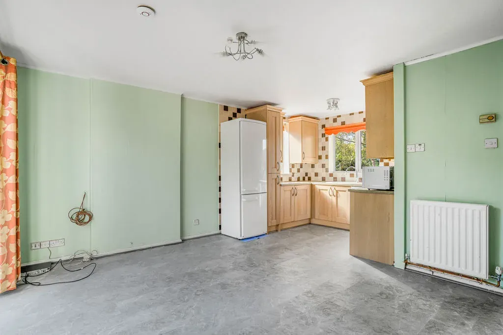 Arlott Crescent, Oldbrook, Milton Keynes, Buckinghamshire, MK6 2QT, photo 5