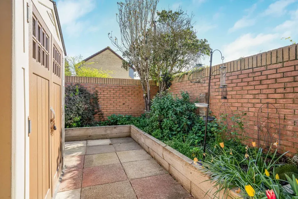 Arlott Crescent, Oldbrook, Milton Keynes, Buckinghamshire, MK6 2QT, photo 8