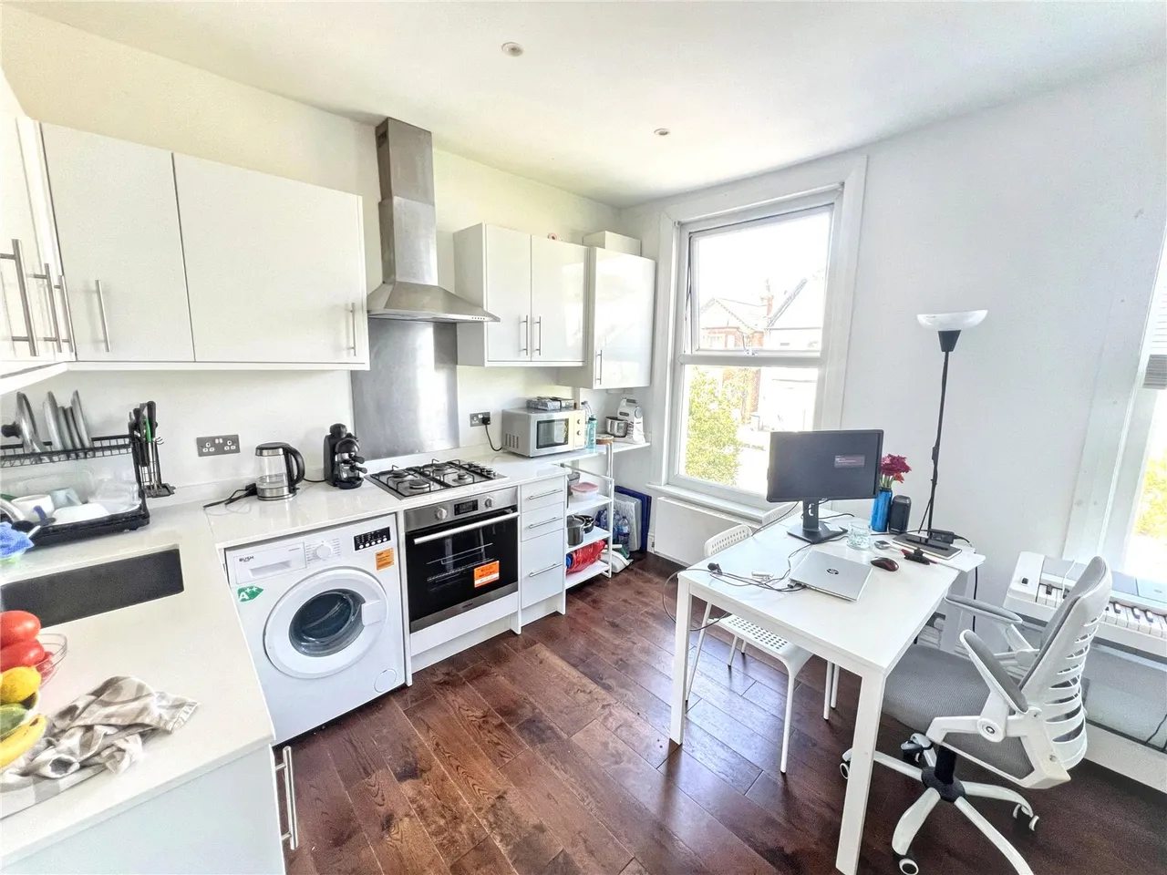 Stanhope Road, London, N12 9DX, photo 3