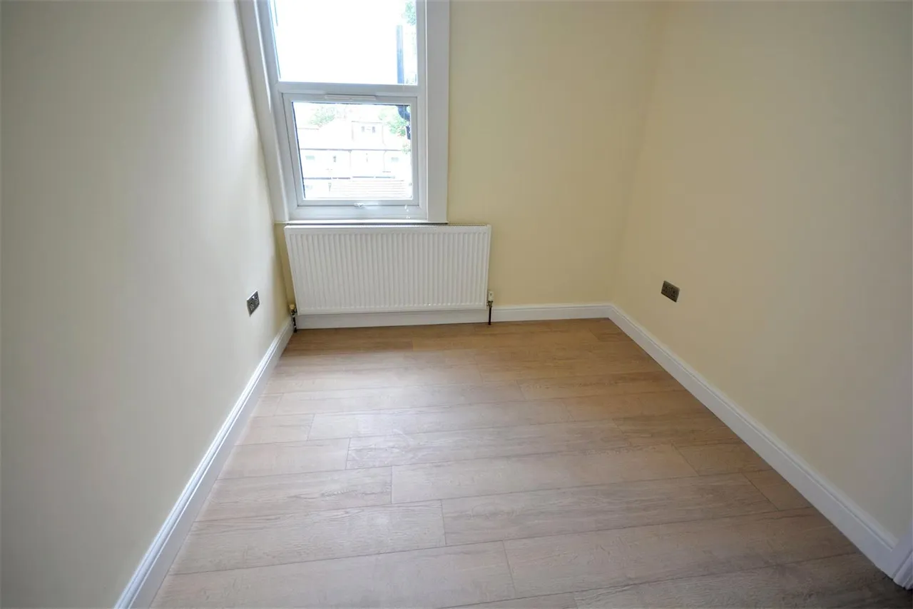 Malden Road, Cheam, Sutton, Surrey, SM3 8QZ, photo 6