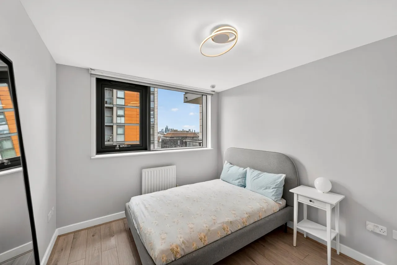 Blackwall Way, London, E14, photo 6