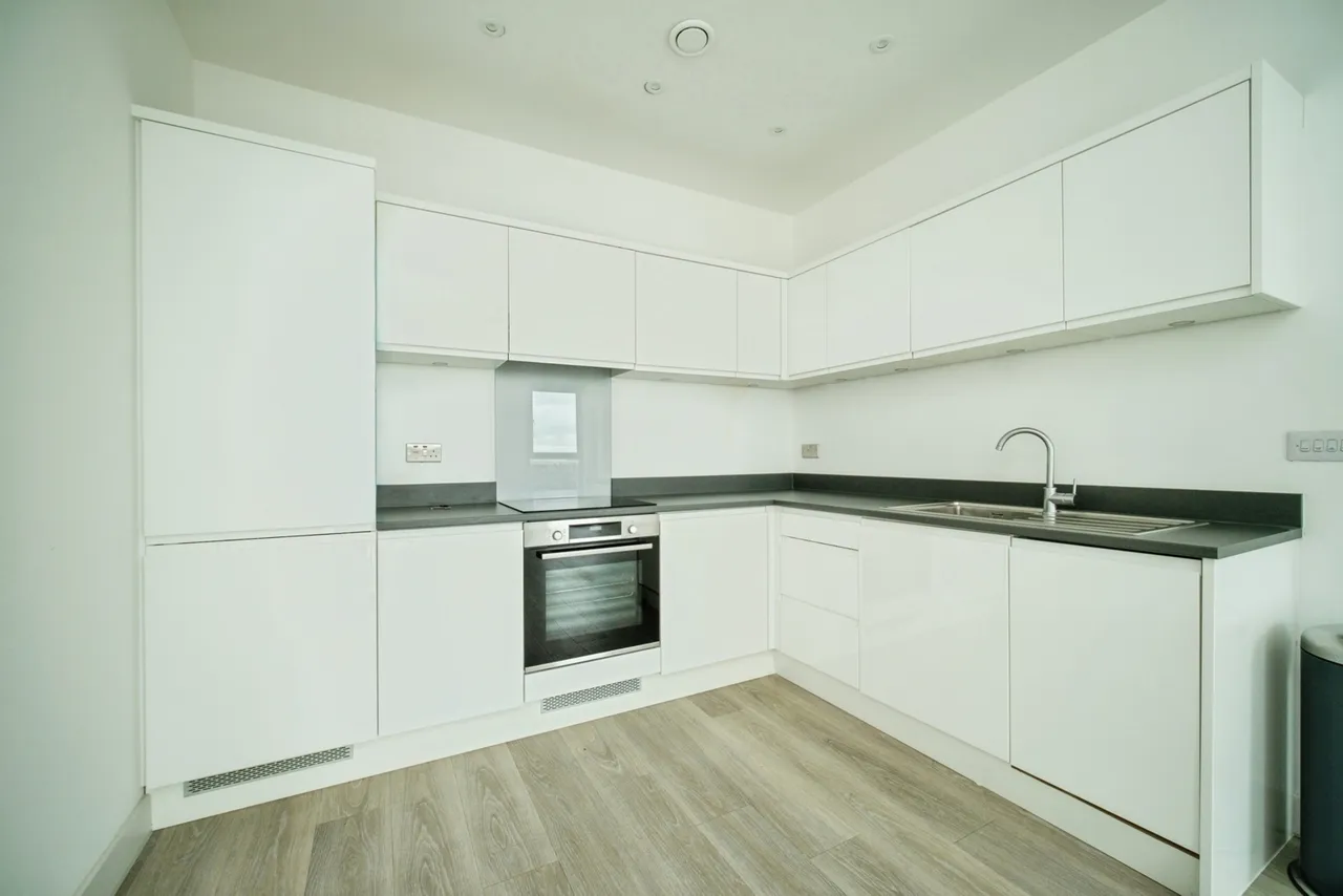 The Ring, Bracknell, RG12, photo 5