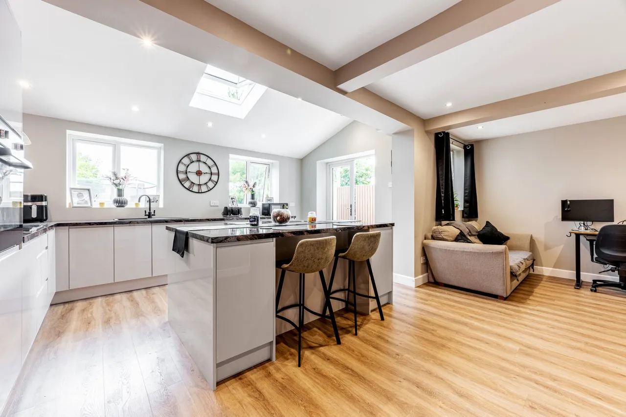 Bridge Cross Road, Burntwood, WS7 2DA, photo 5