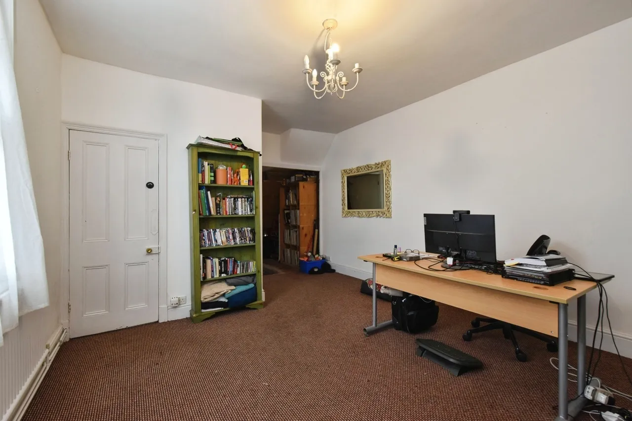 High Street, Ammanford, SA18, photo 13