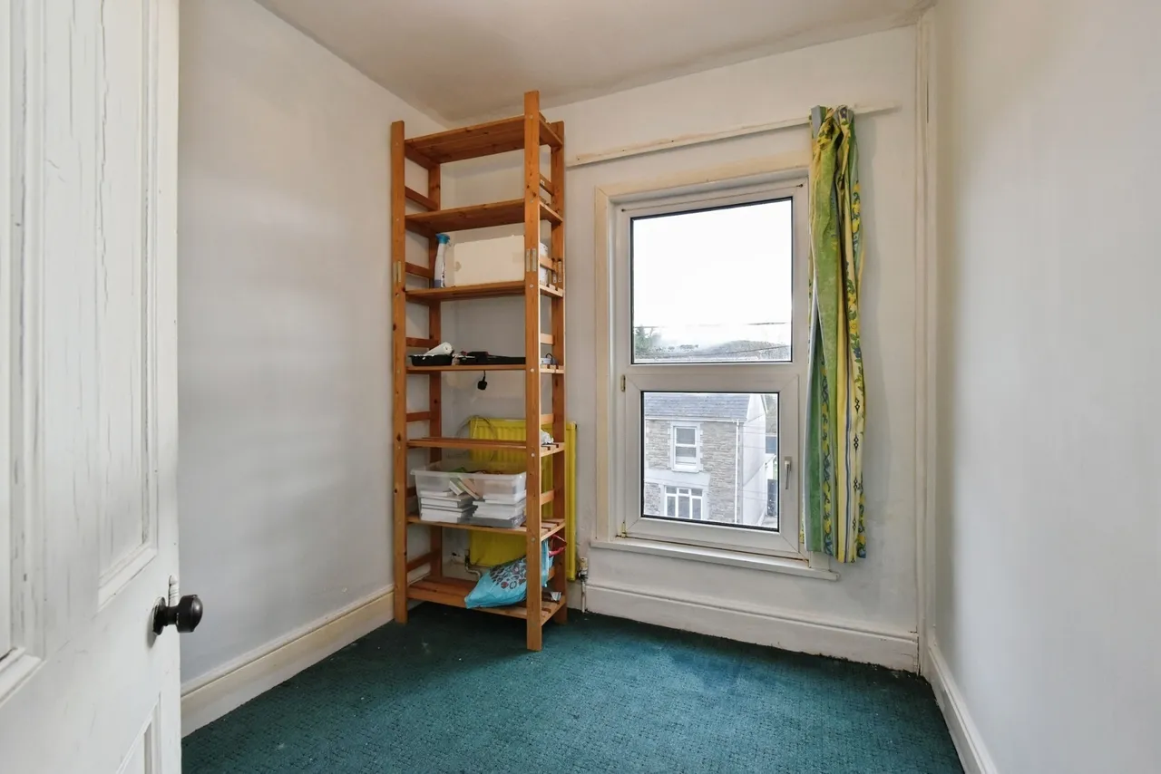 High Street, Ammanford, SA18, photo 17