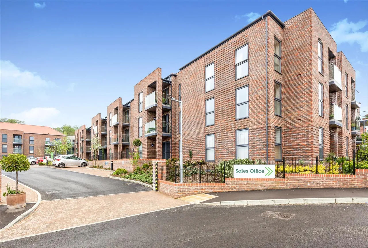 Lower Turk Street, Alton, GU34, photo 14