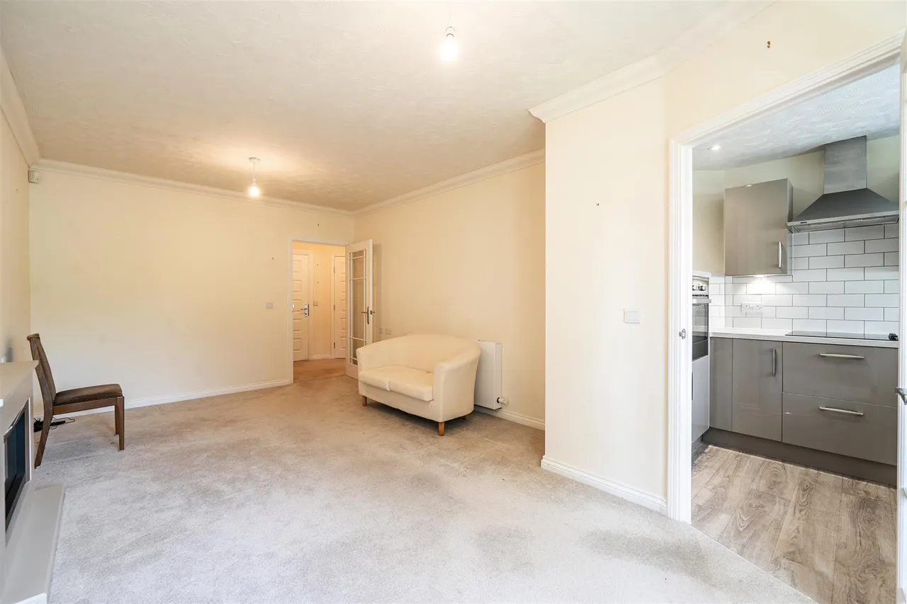 Normandy Drive, Yate, BS37, photo 4