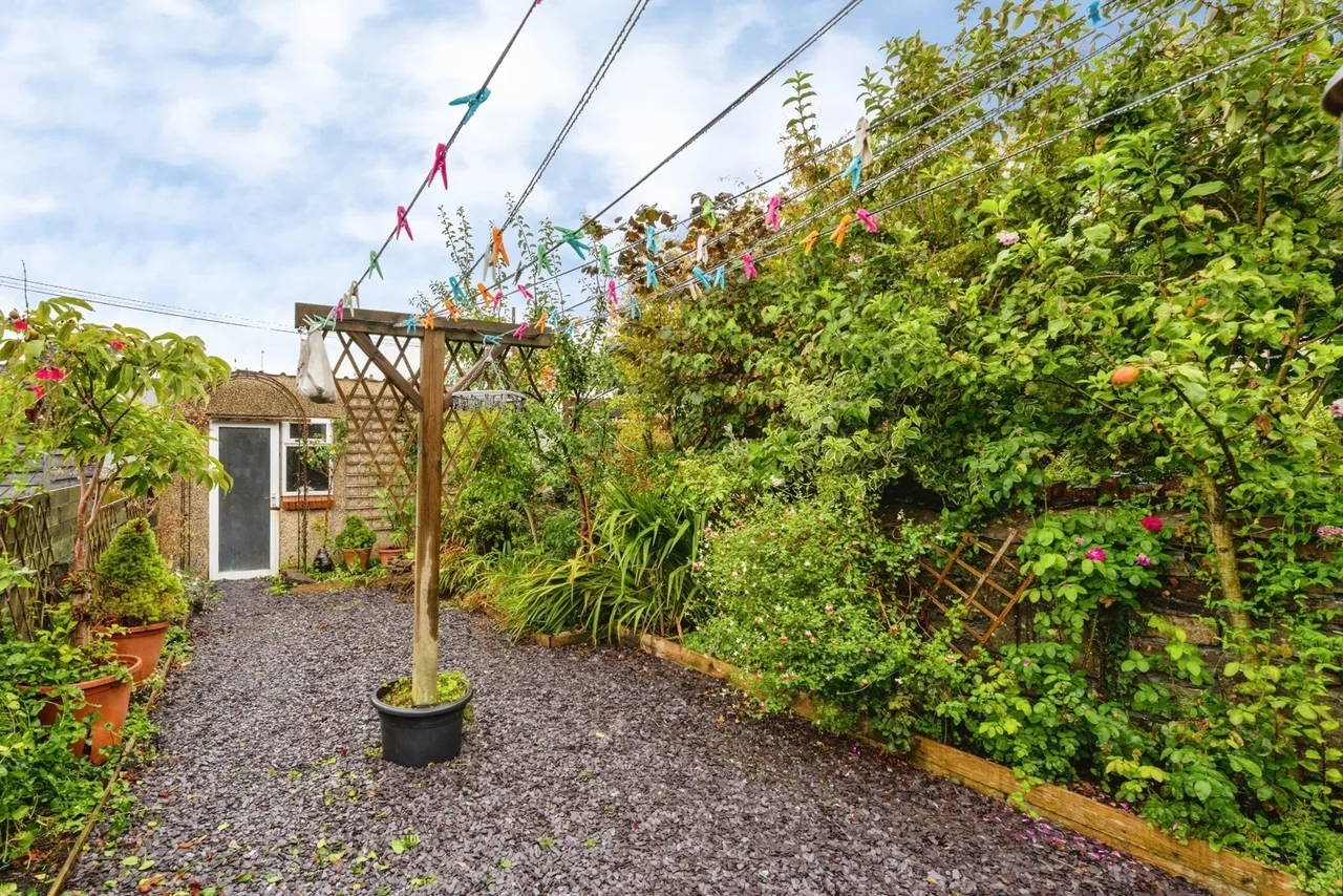 Glevering Street, Llanelli, SA15, photo 19
