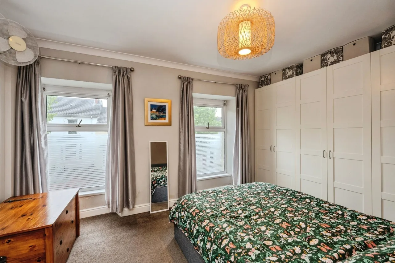 Glevering Street, Llanelli, SA15, photo 11