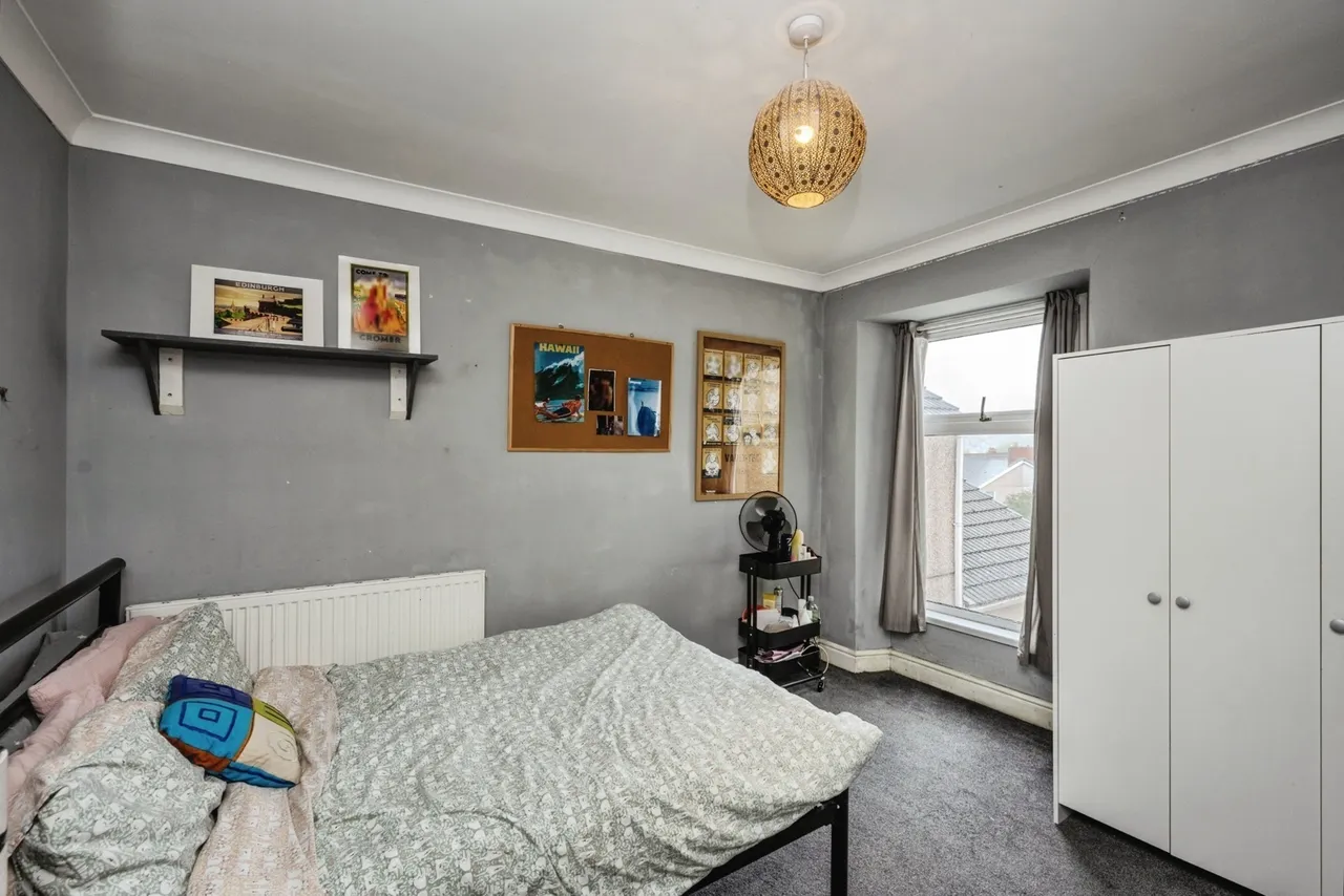 Glevering Street, Llanelli, SA15, photo 12