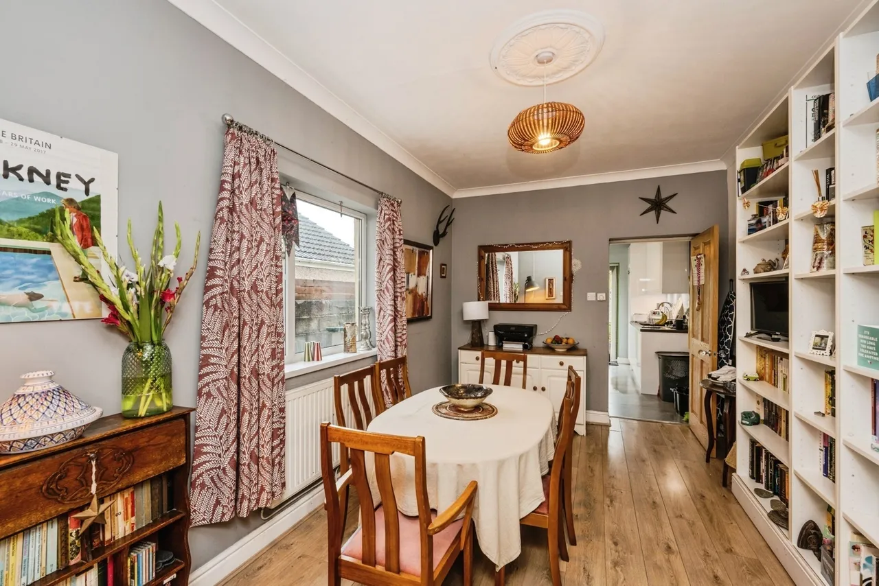 Glevering Street, Llanelli, SA15, photo 8