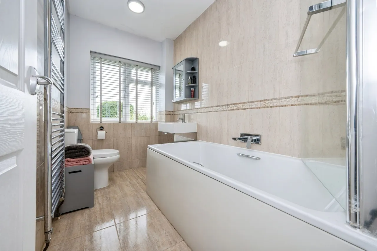 Moor End Road, Radwell, Bedford, Bedfordshire, MK43, photo 17