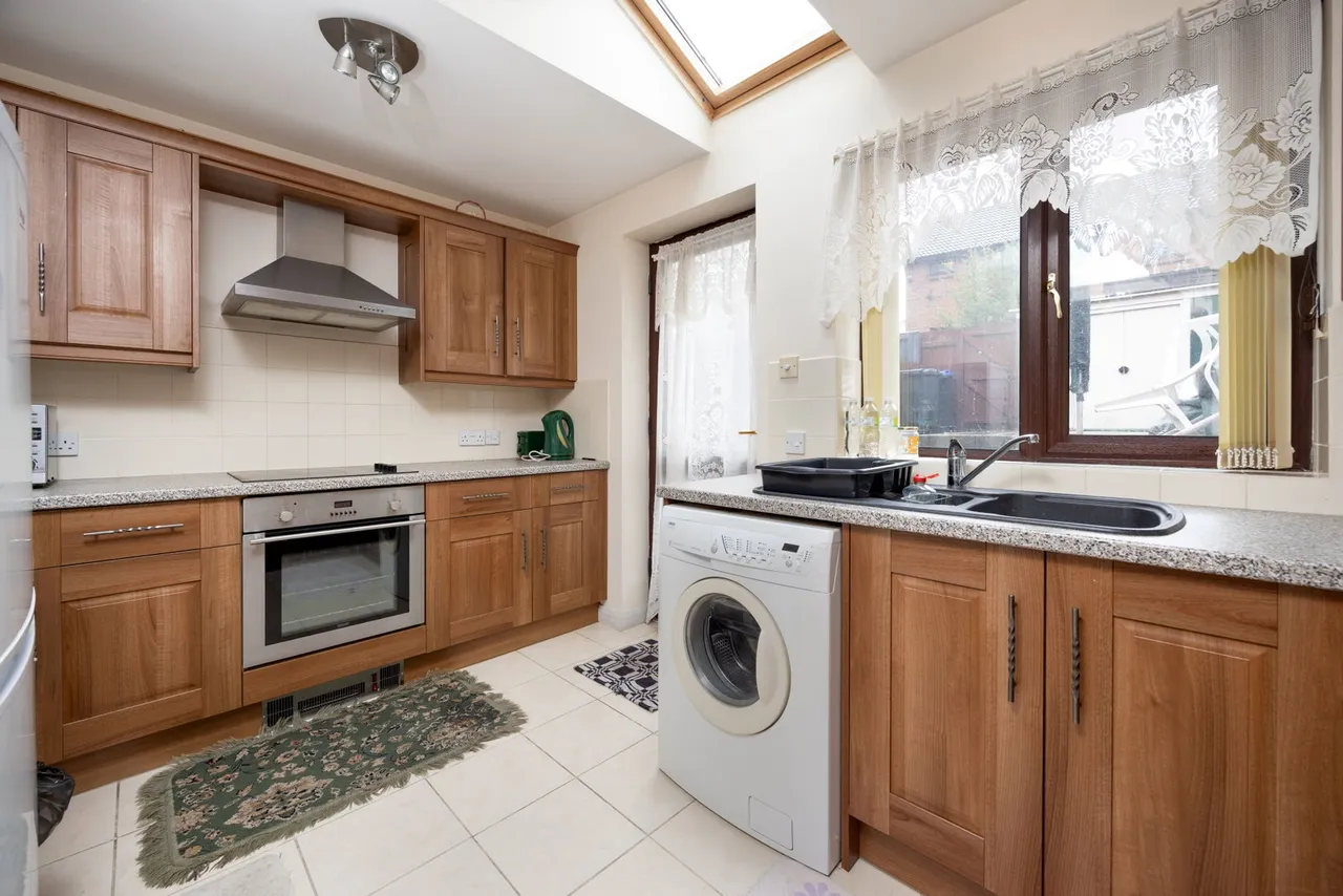 Kemp Close, Devizes, SN10, photo 22