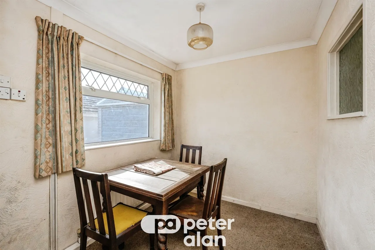 Friars Close, Neath, SA10, photo 14