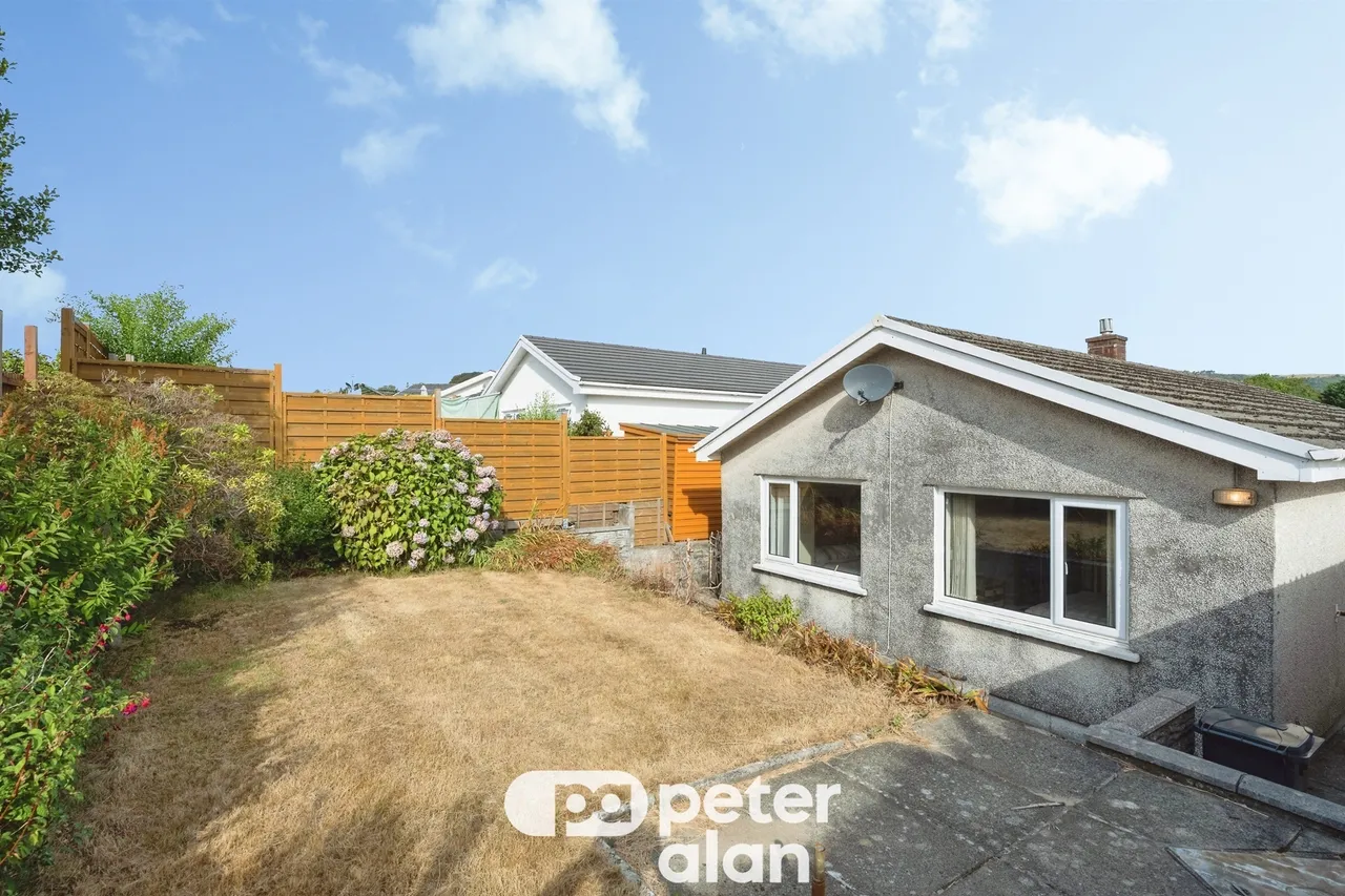 Friars Close, Neath, SA10, photo 10