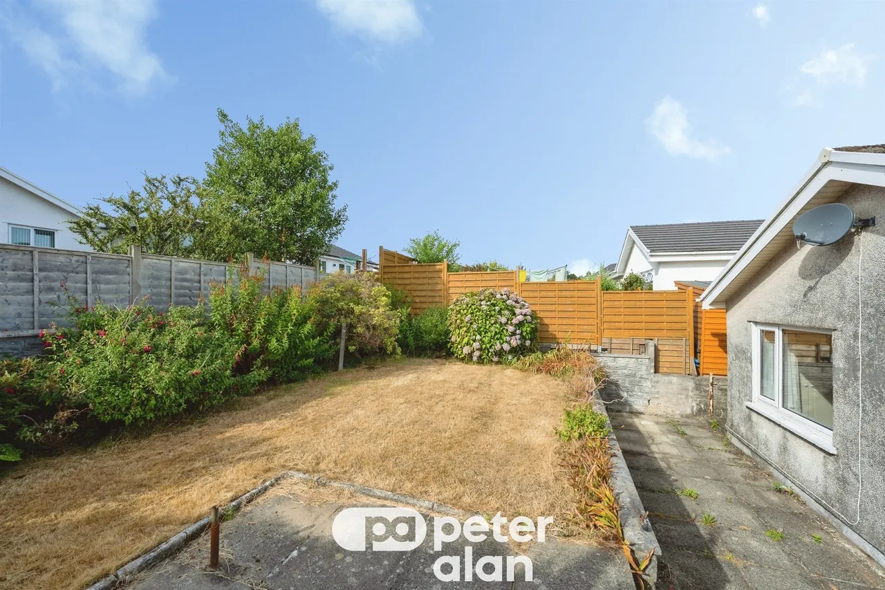 Friars Close, Neath, SA10, photo 17