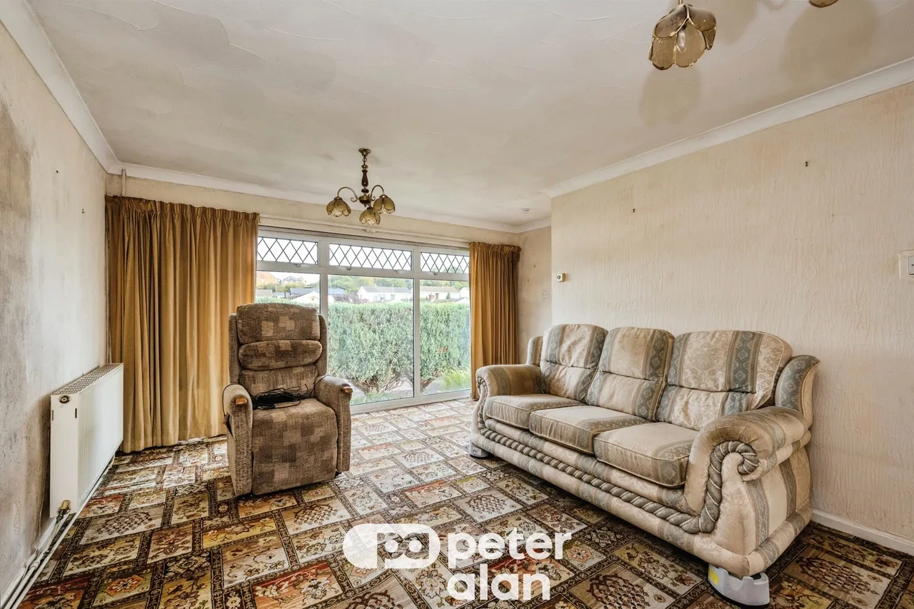 Friars Close, Neath, SA10, photo 15