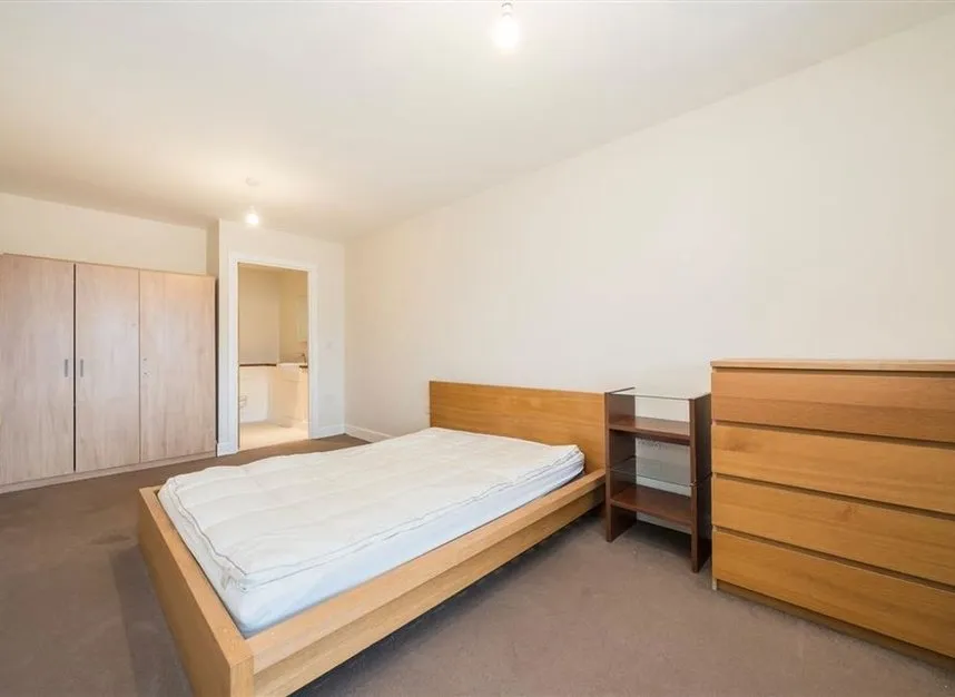 Meath Crescent, Bethnal Green, E2, photo 4