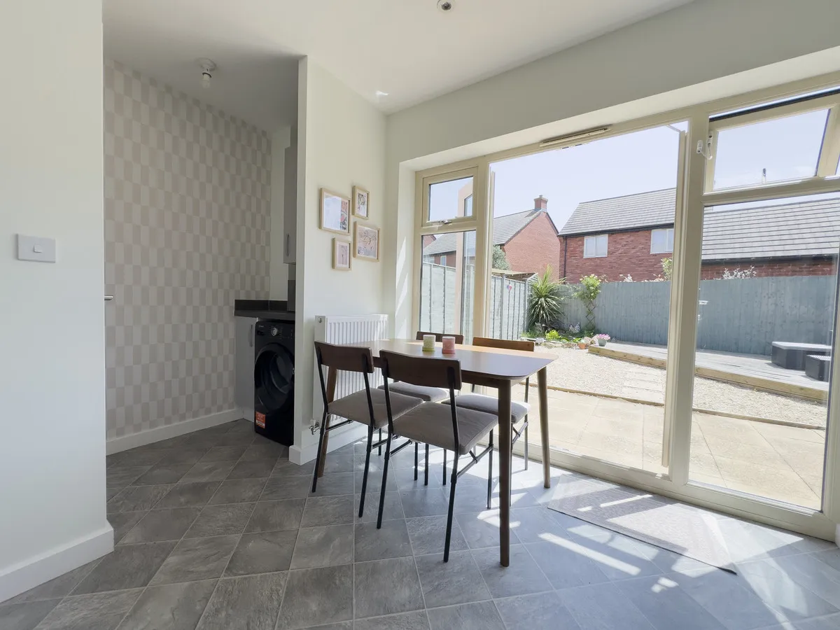 Honeysuckle Crescent, Tewkesbury, GL20, photo 5
