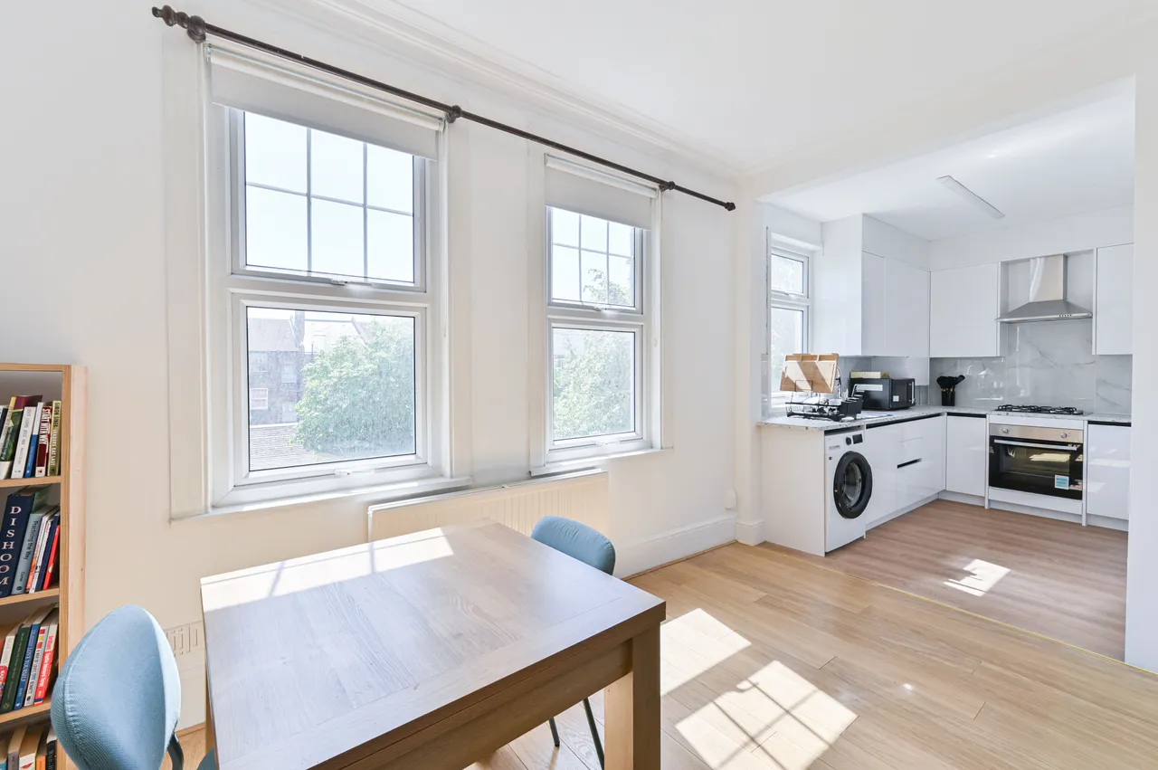 53b Babington Road, London, photo 11