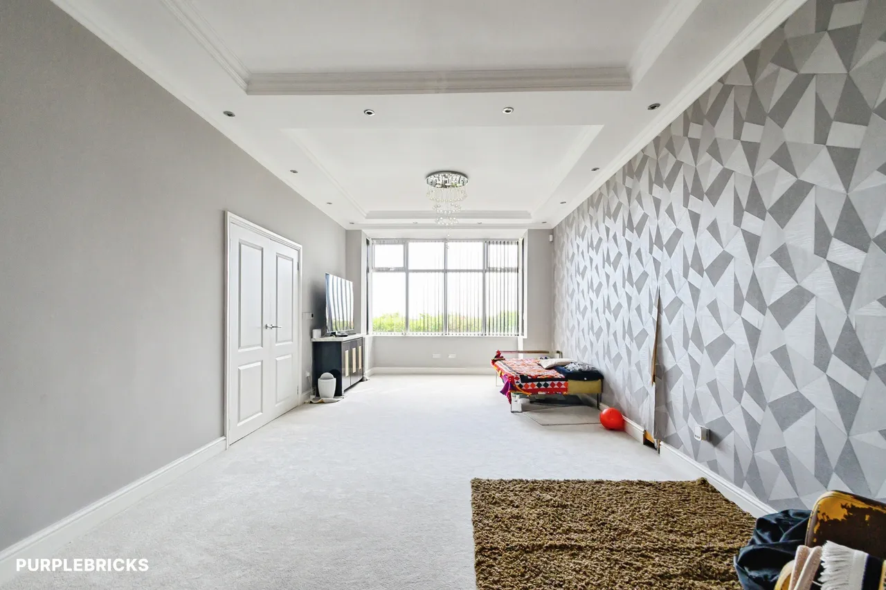 Plodder Lane, Bolton, BL5, photo 16