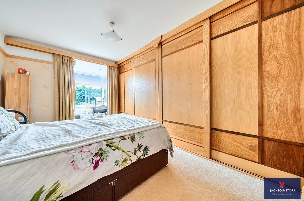 High Street, Hardingstone, NN4, photo 15