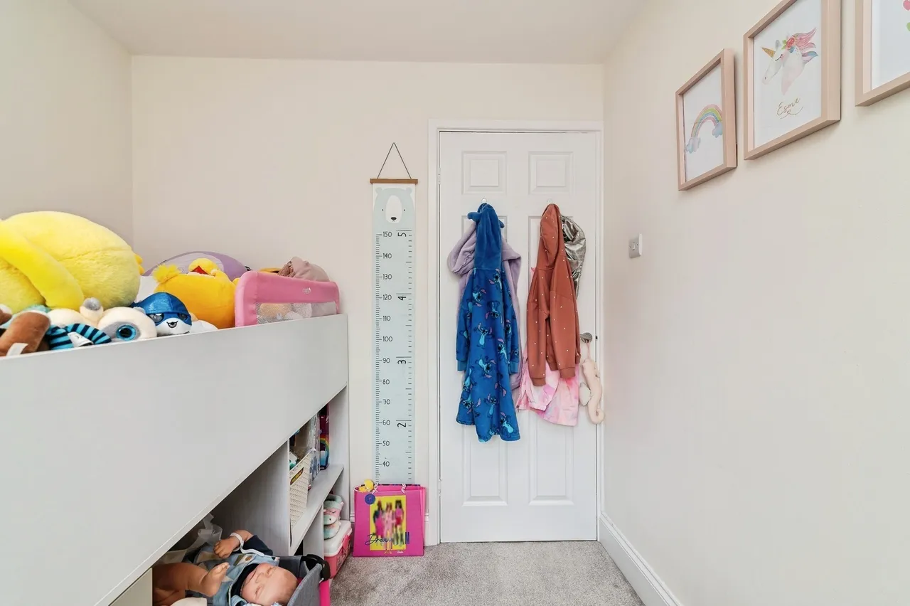 Farm House Close, Bottesford, NG13, photo 18