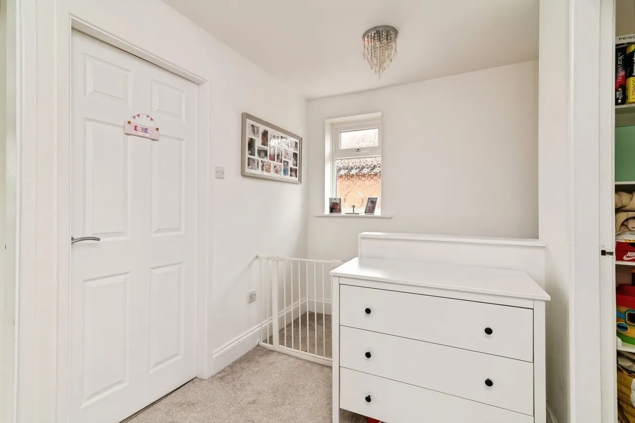 Farm House Close, Bottesford, NG13, photo 21