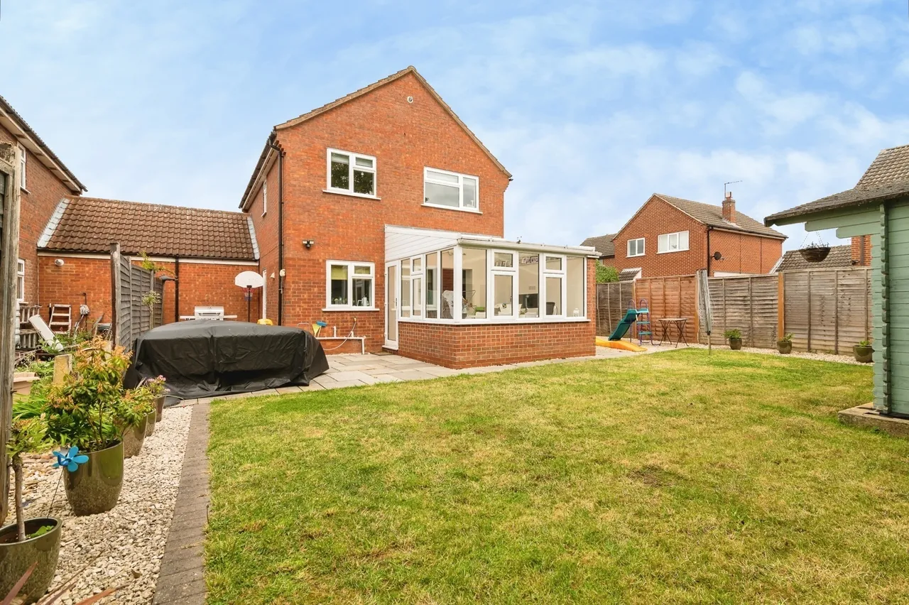 Farm House Close, Bottesford, NG13, photo 25