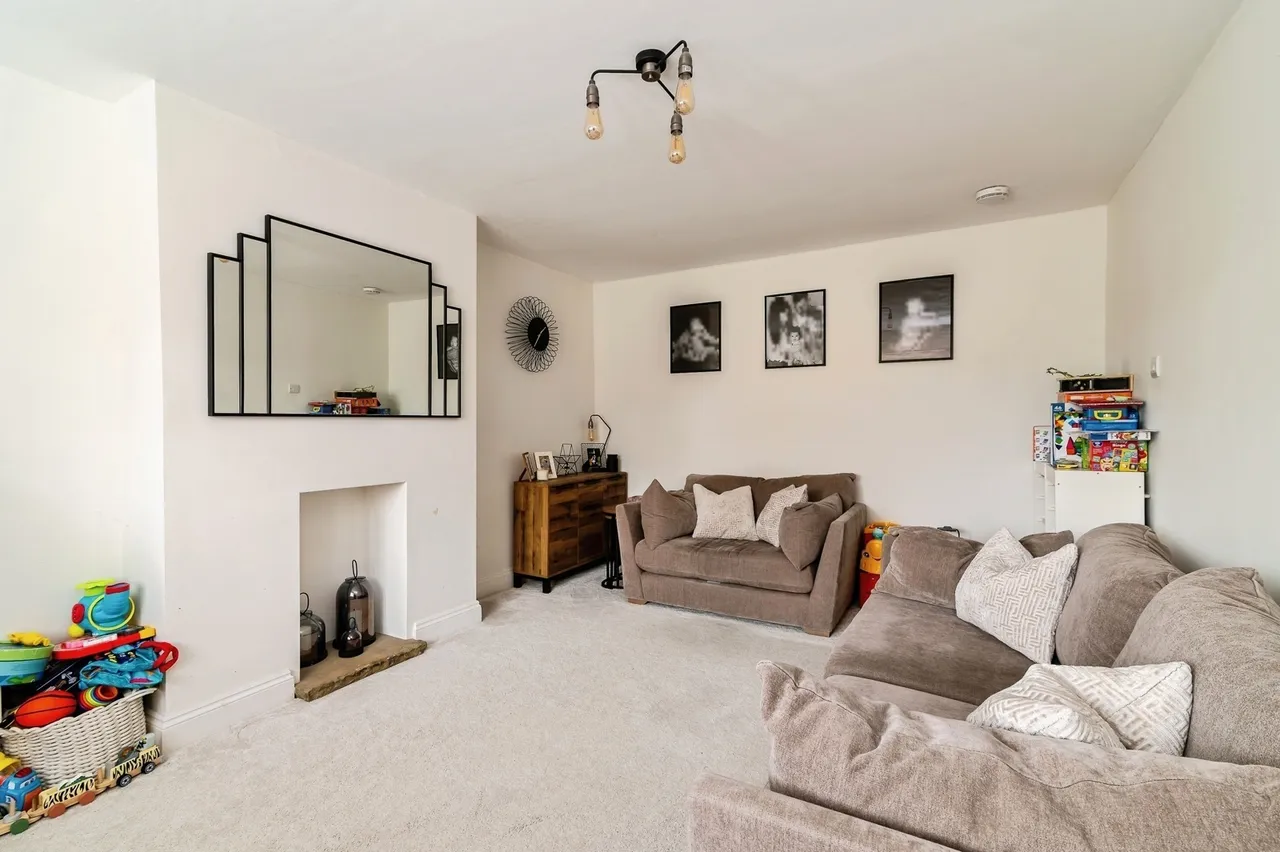 Farm House Close, Bottesford, NG13, photo 4