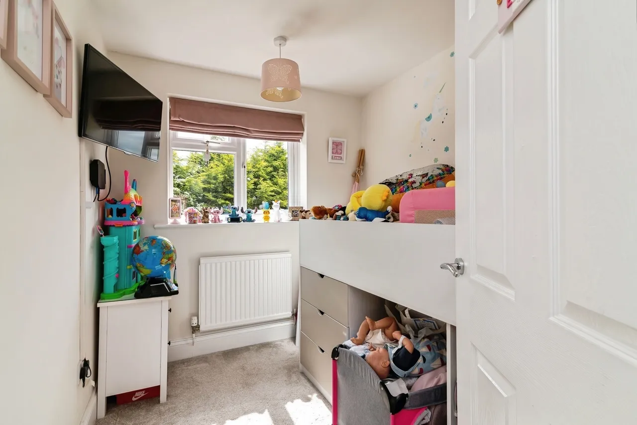 Farm House Close, Bottesford, NG13, photo 17