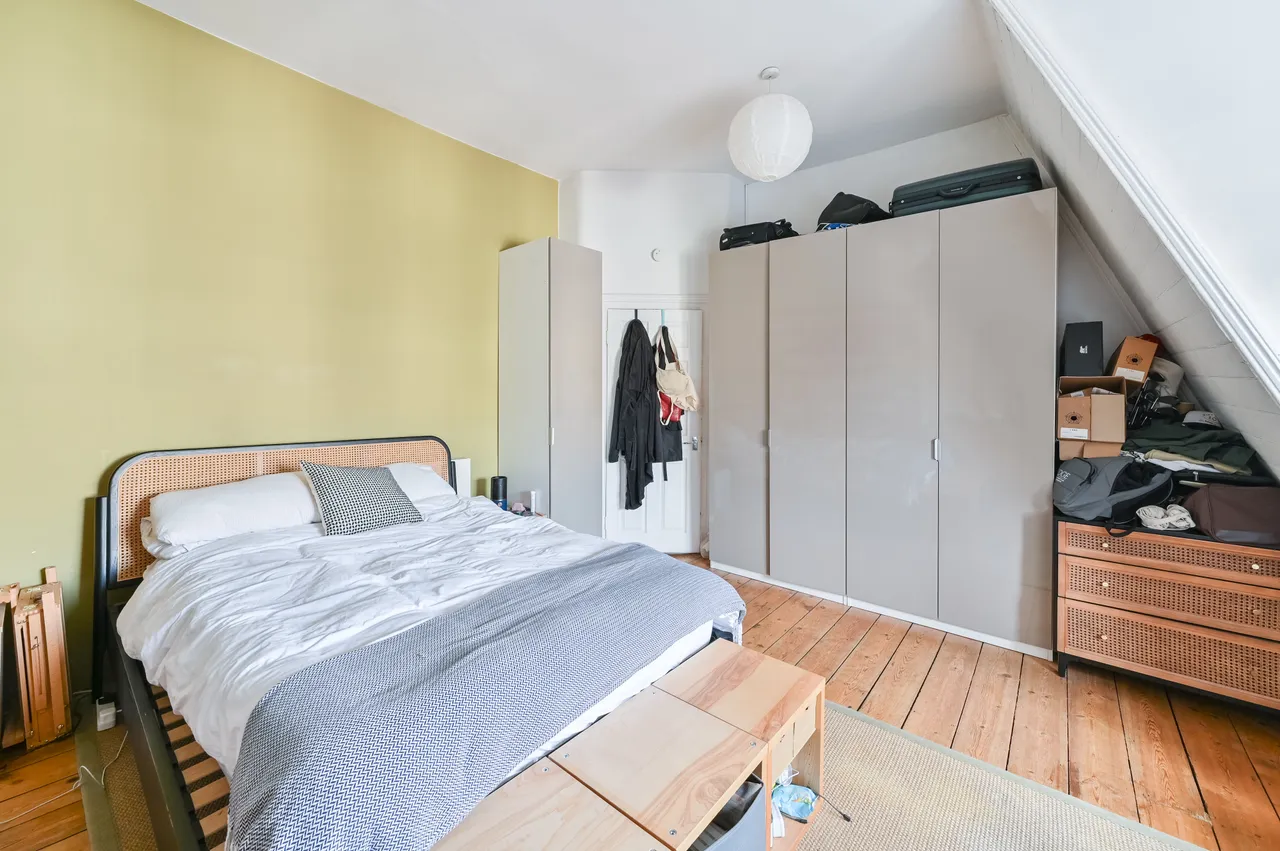 Top Floor Flat, 409-411 Brixton Road, London, photo 7