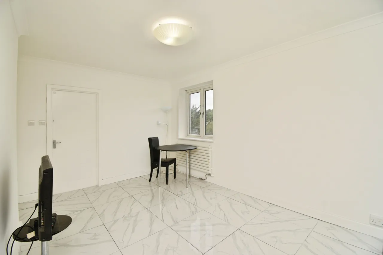 Casterbridge Road, London, SE3, photo 2
