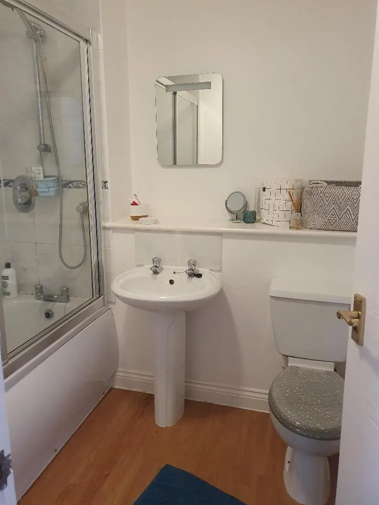 Victoria Road, Saltaire, BD18, photo 6