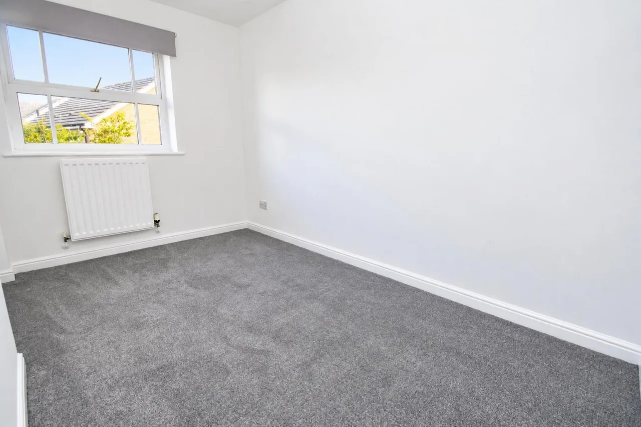 Doulton Close, Church Langley, CM17, photo 10