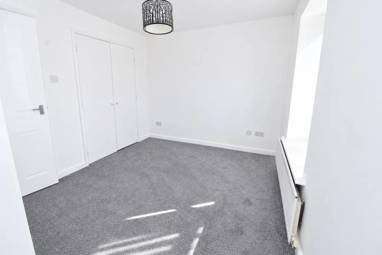 Doulton Close, Church Langley, CM17, photo 9